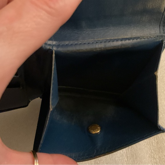 Louis Vuitton Men’s Epi Leather Bifold Wallet w/ Snap Coin Pouch – Blue - Picture 8 of 10